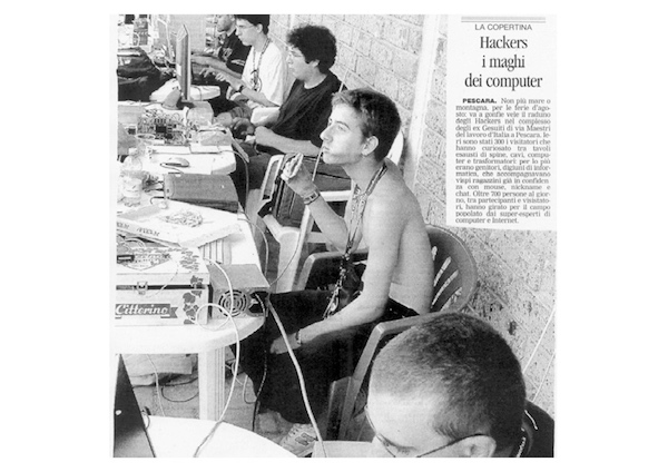 Rassegna Stampa - Metro Olografix - Hackers i maghi del computer - Il centro 22/08/2004